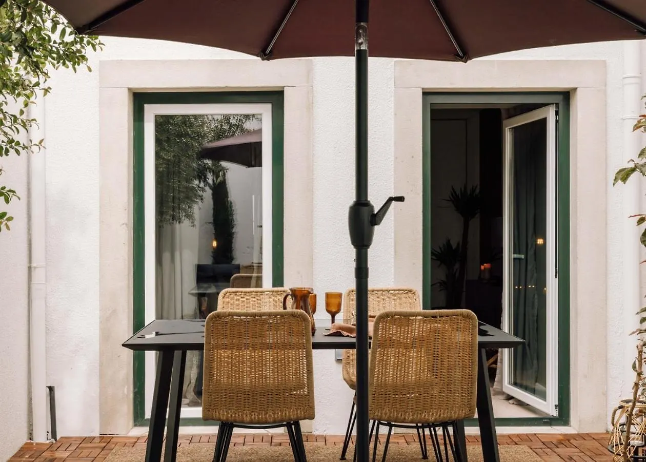 Djurab - 2 Bedrooms Duplex In Campo De Ourique Lisboa